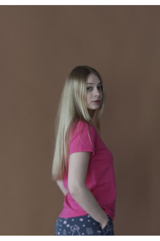 Футболка жіноча ,класична рожева котонова. 